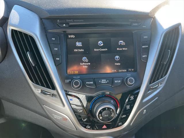 2016 hyundai veloster base