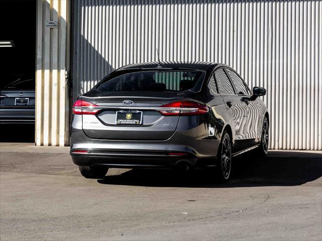 2018 ford fusion se