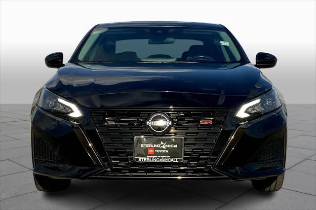 2023 nissan altima sr fwd