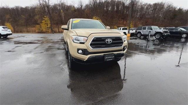 2017 toyota tacoma sr5