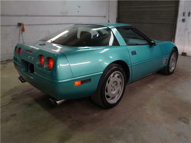 no reserve . automatic . good miles . c4 . targa top