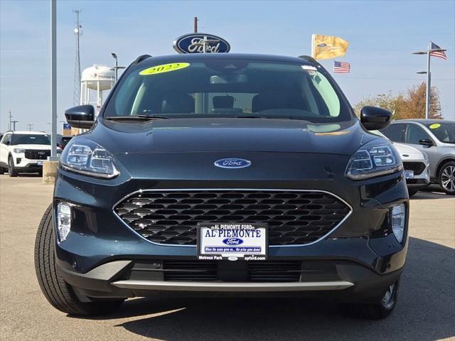 2022 ford escape titanium