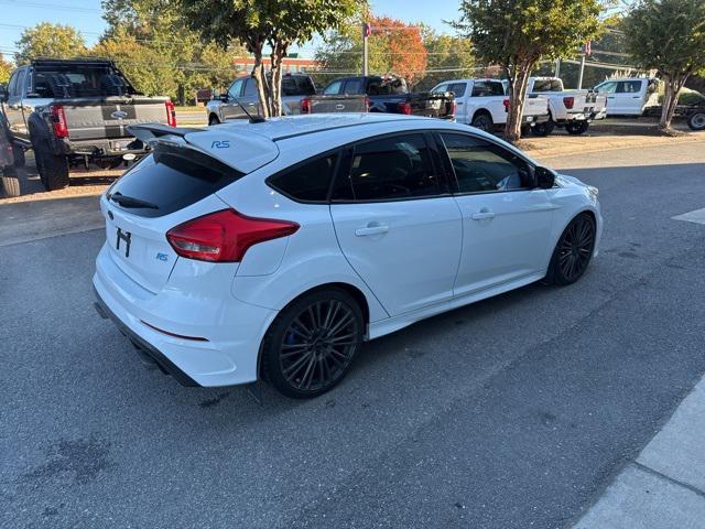 2017 ford focus rs base