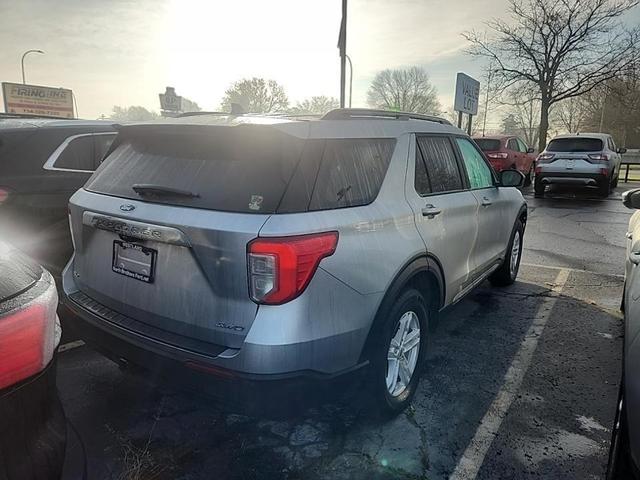 2022 ford explorer xlt