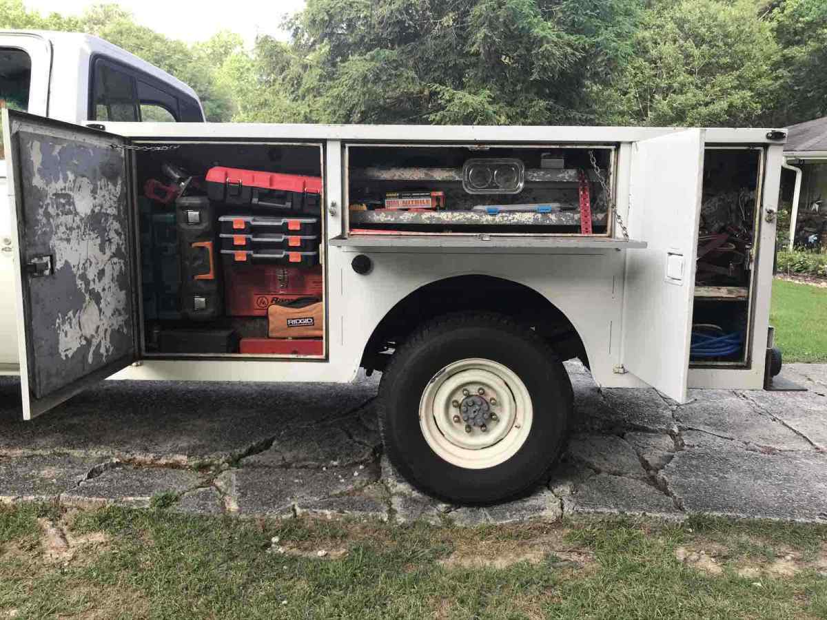 1986 chevrolet k30 pickup white 4wd manual custom deluxe