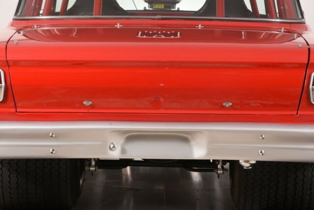 1,529 miles on ground up, show quality build