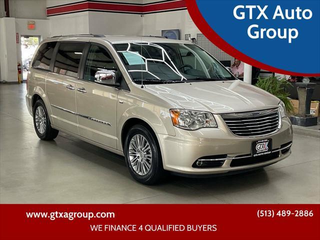 2014 chrysler town & country touring-l