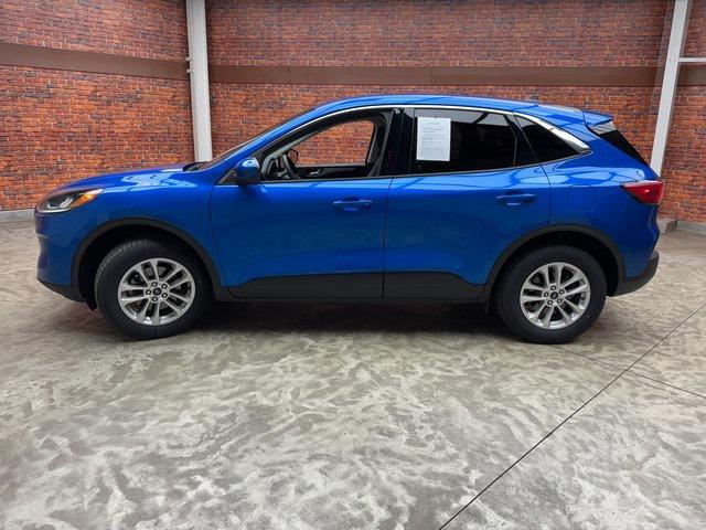 2021 ford escape se