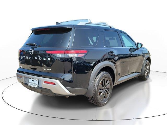2022 nissan pathfinder sl