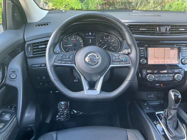2022 nissan rogue sport sl