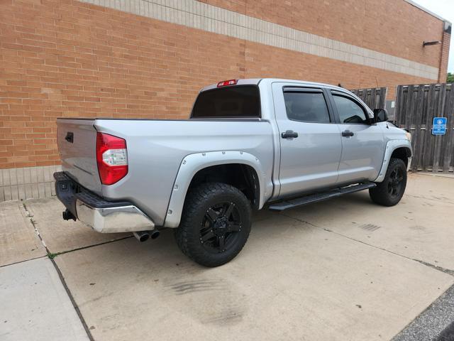 2017 toyota tundra sr5