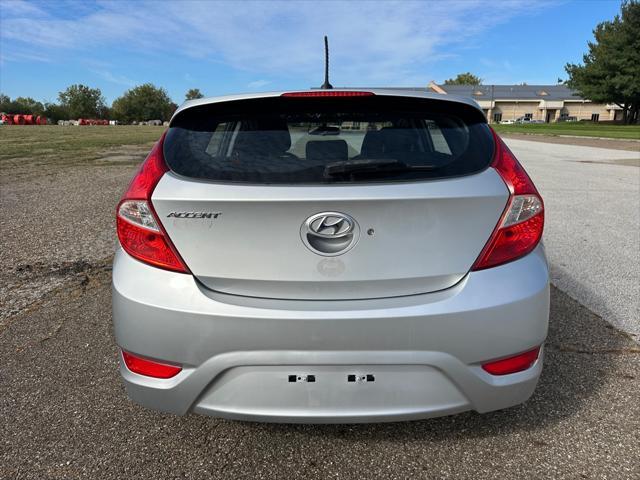 2013 hyundai accent se