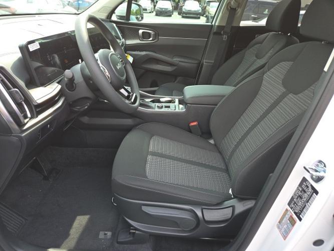 new 2025 kia sorento lx