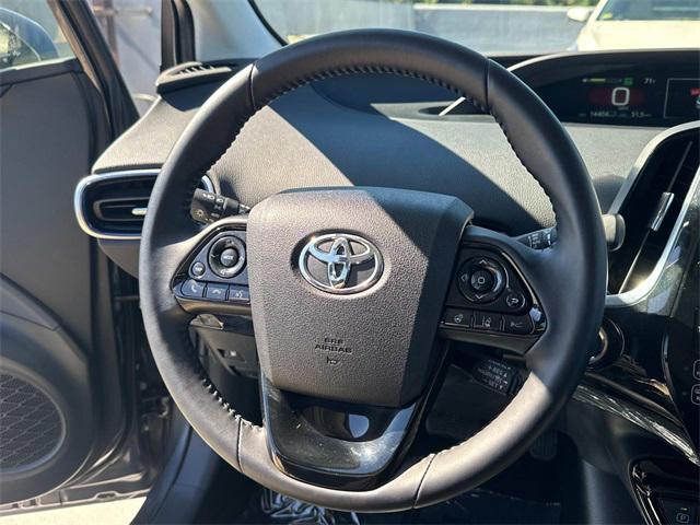 2022 toyota prius limited