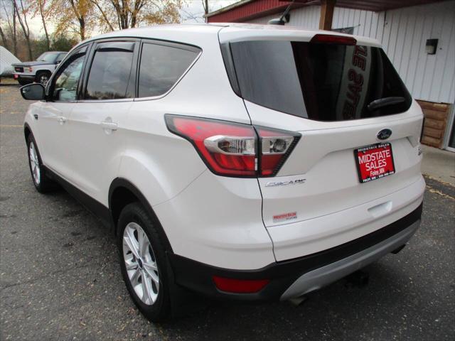 2017 ford escape se
