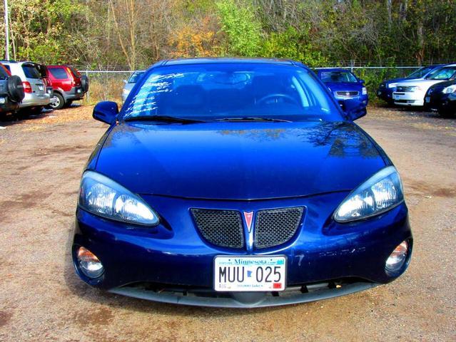 2007 pontiac grand prix in blaine, minnesota