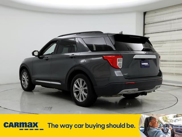 2020 ford explorer xlt