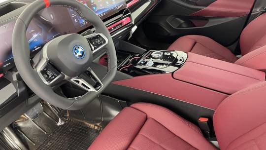 2024 BMW i5