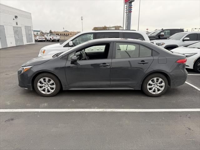2023 toyota corolla hybrid le