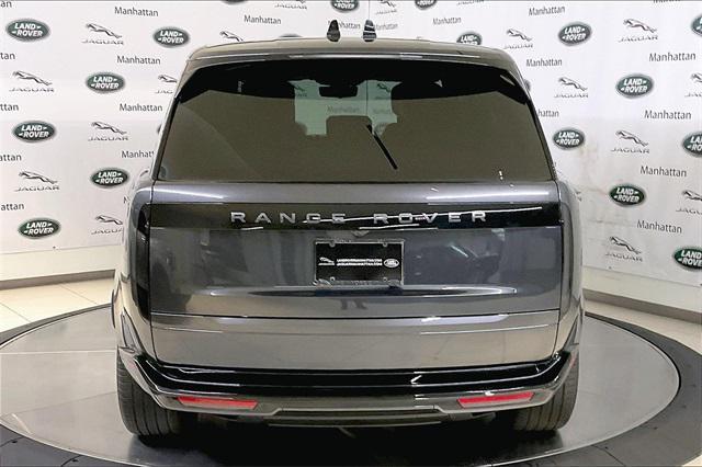 2025 land rover range rover p550e autobiography