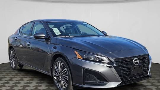 2025 Nissan Altima