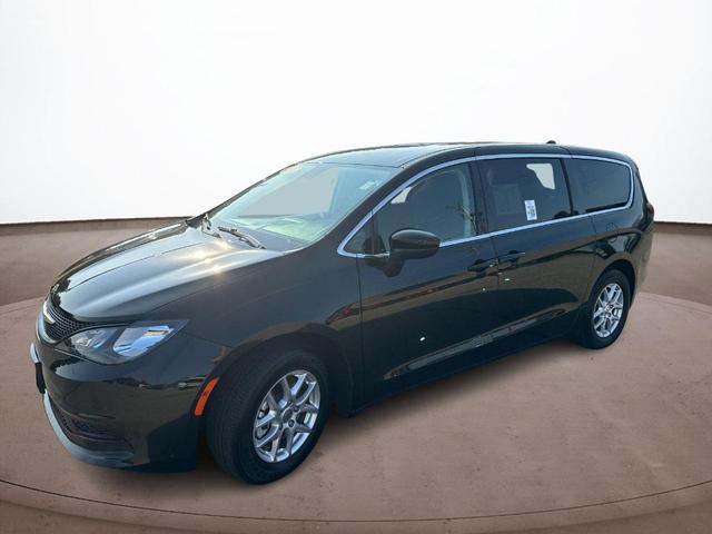 2024 chrysler voyager lx