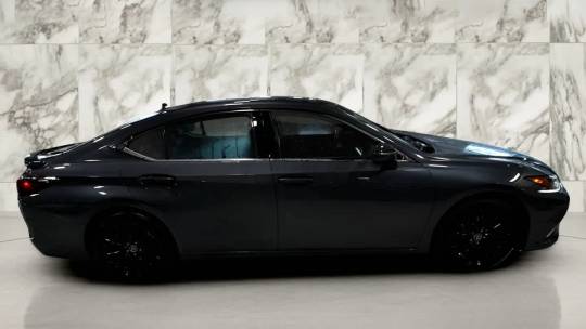 2023 Lexus ES