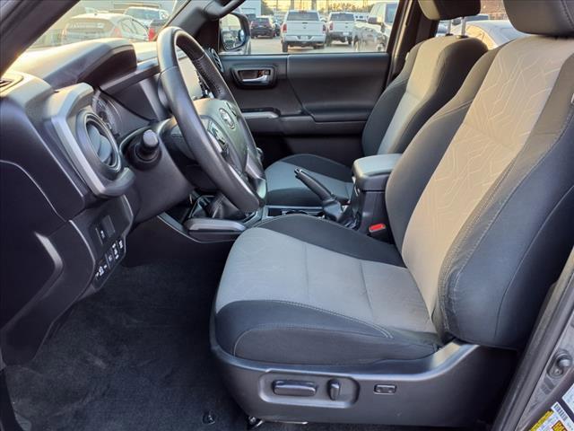 2022 toyota tacoma base