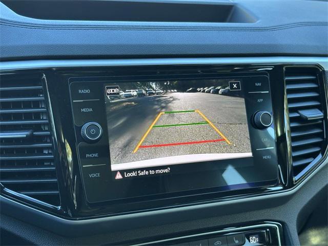 2022 volkswagen atlas cross sport 3.6l v6 sel r-line