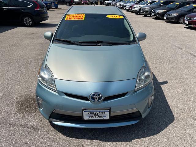 2014 toyota prius plug-in base