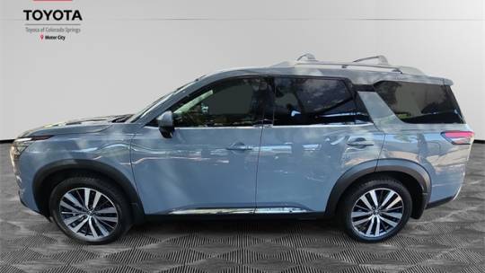 2022 nissan pathfinder platinum