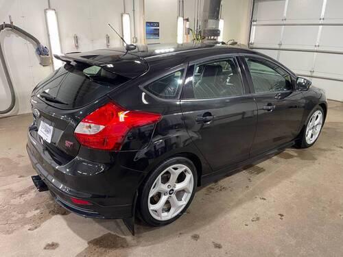 2013 ford focus st 4dr hatchback