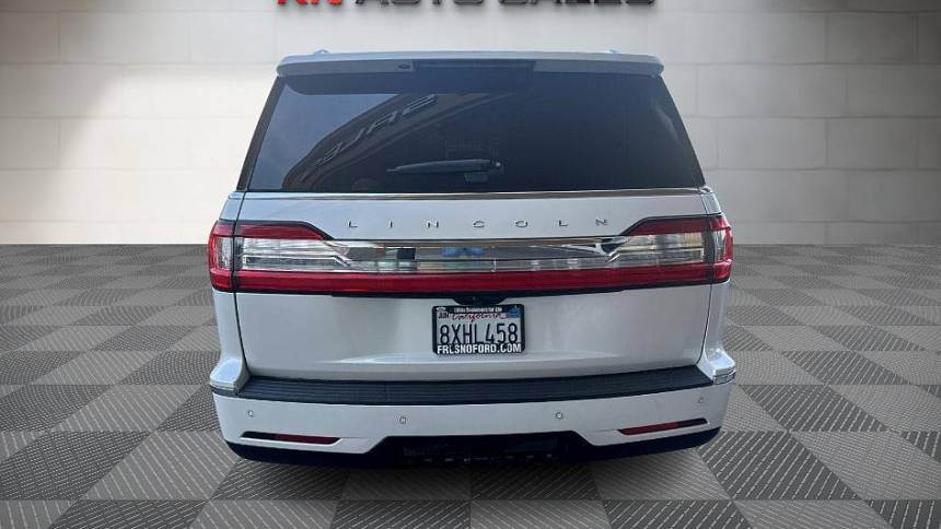 2018 lincoln navigator premiere