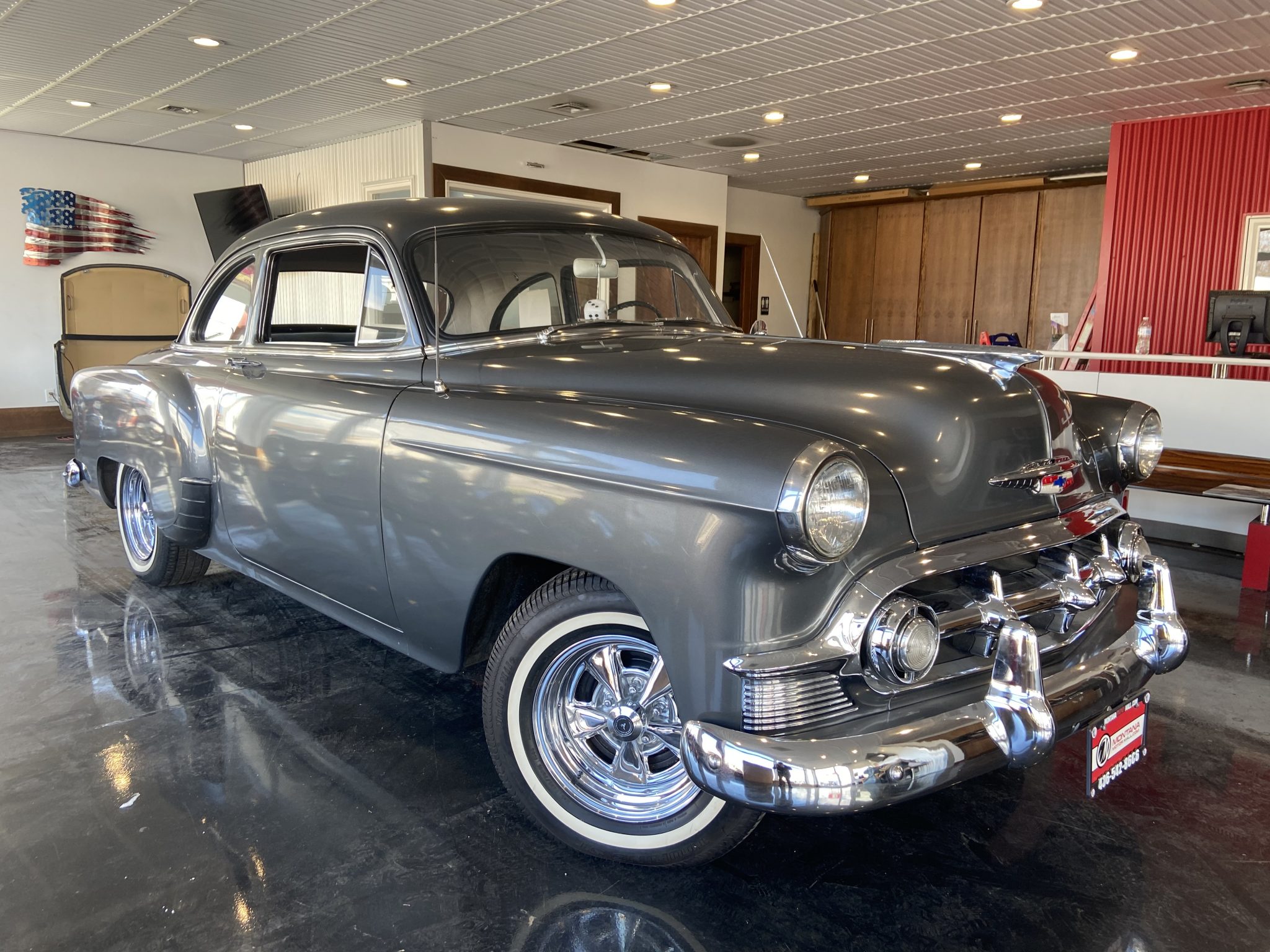 1953 chevrolet 150 2-door sedan 3-speed