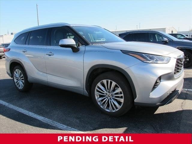 2023 toyota highlander platinum