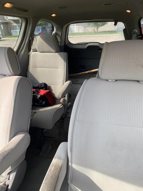 2008 nissan quest. runs good. drives down the road. i used it for a work car. 2