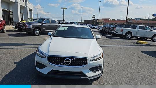 2021 Volvo V60 Cross Country