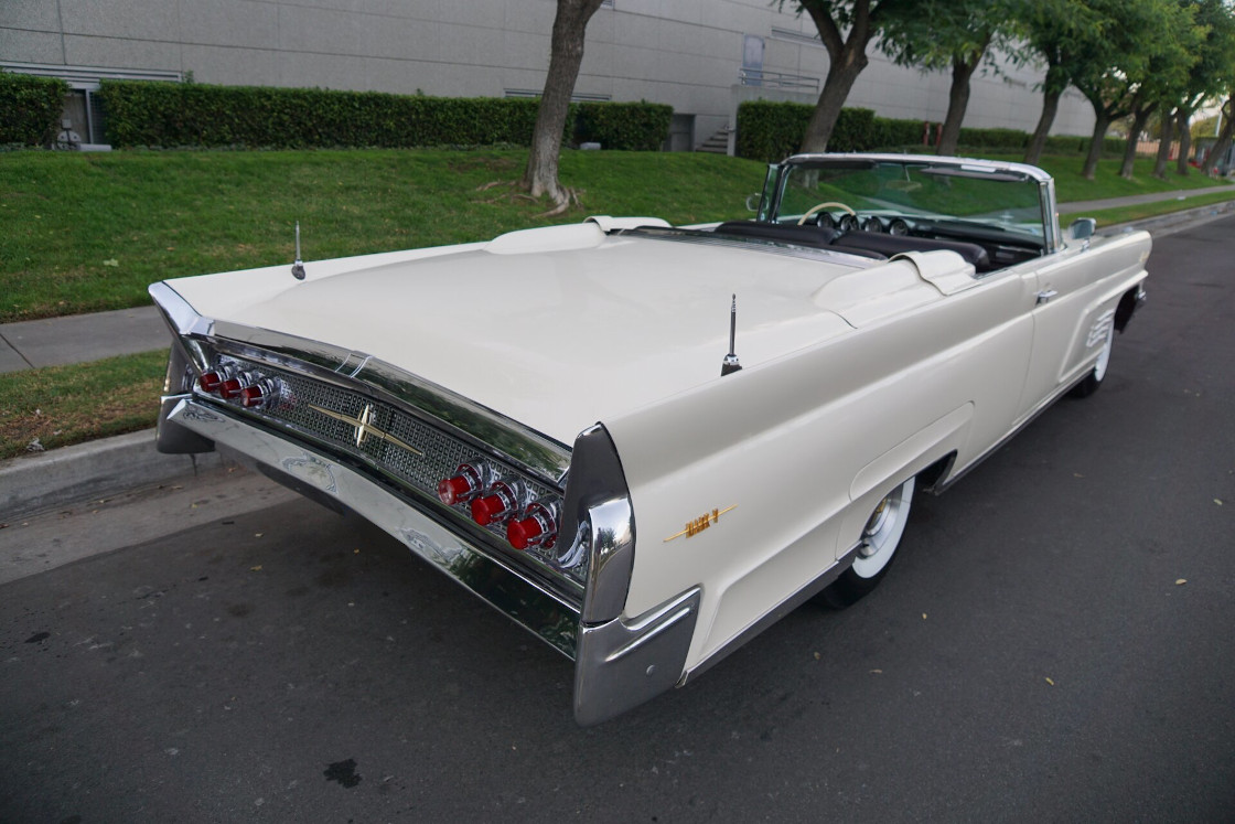 lincoln continental