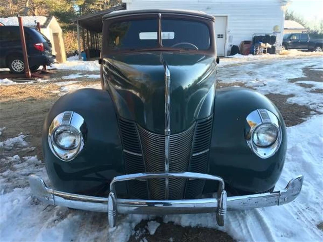 1940 ford deluxe