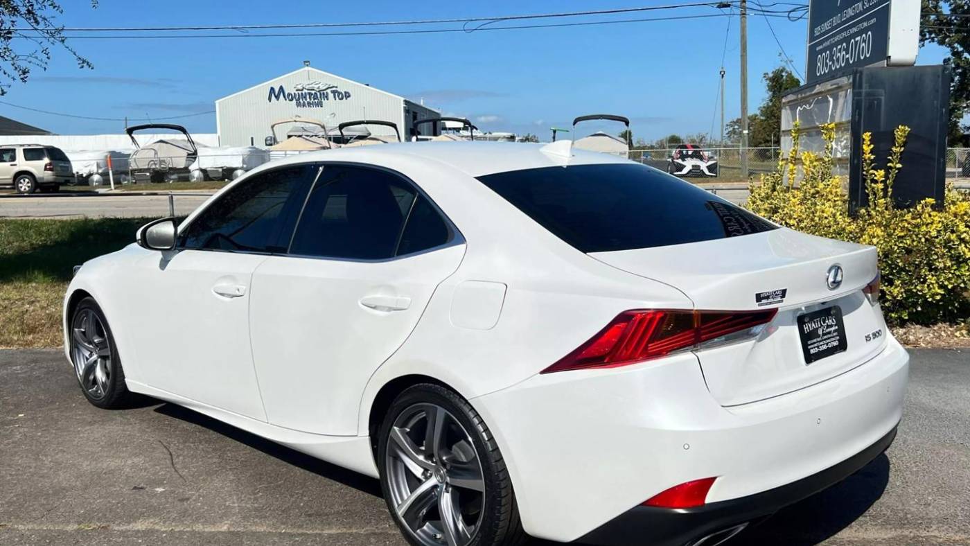 2019 lexus is 300 base