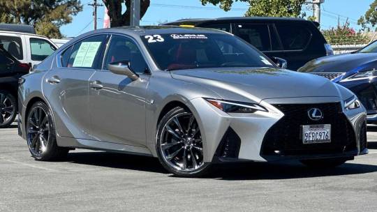 2023 Lexus IS