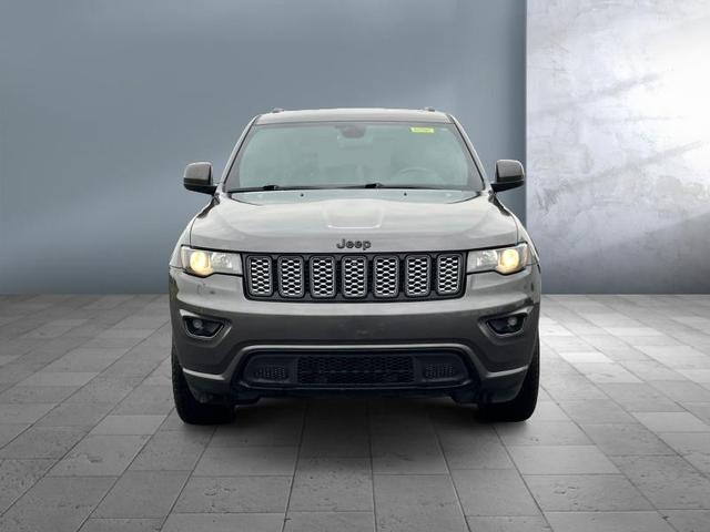2021 jeep grand cherokee altitude