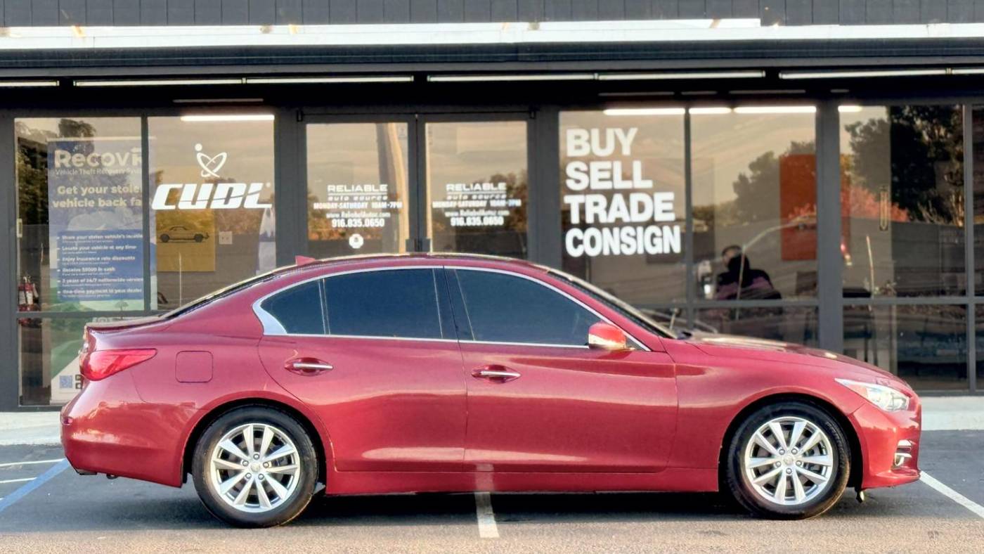 2015 infiniti q50 premium