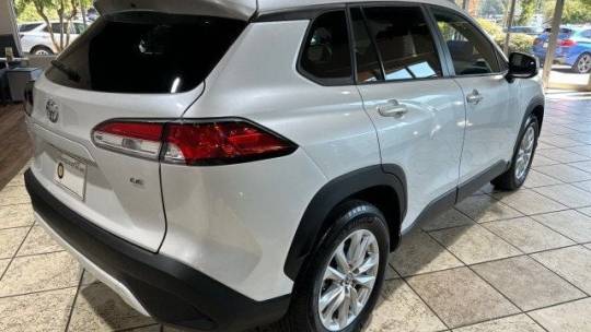 2022 toyota corolla cross le