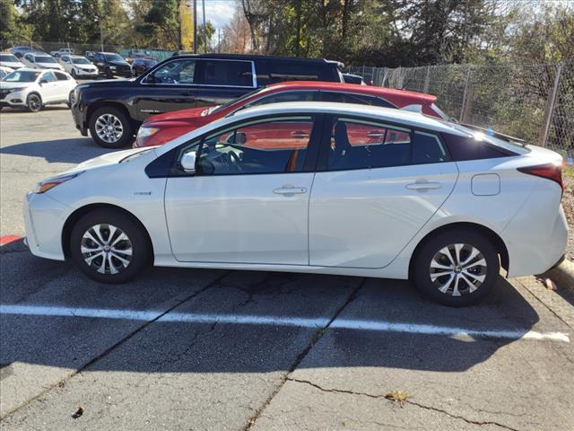2020 toyota prius le