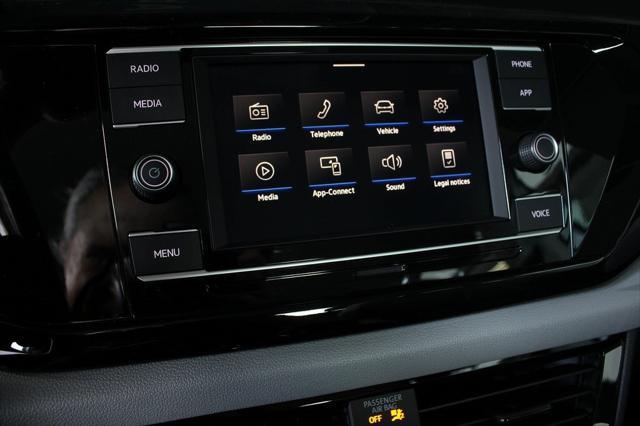 2022 volkswagen taos 1.5t s