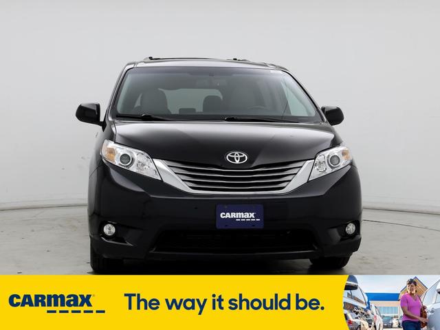 2017 toyota sienna xle