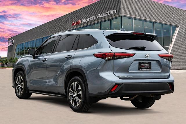 2020 toyota highlander xle