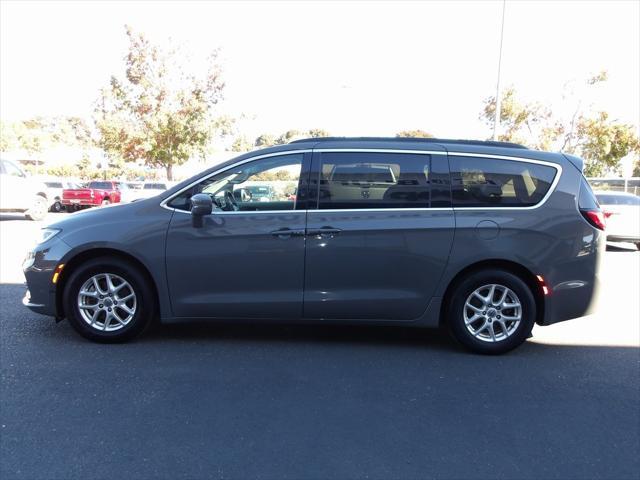2022 chrysler pacifica touring l