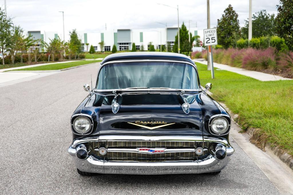1957 chevrolet bel air pro touring sedan 350 v8 engine 15620 miles